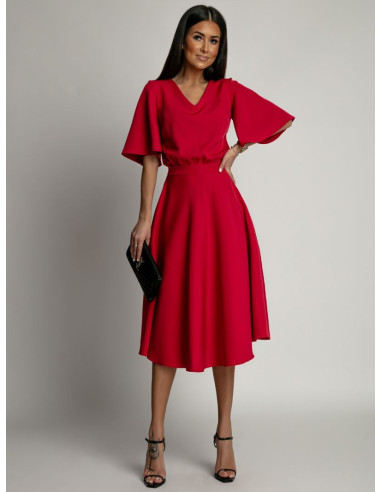 Sukienka czerwona midi